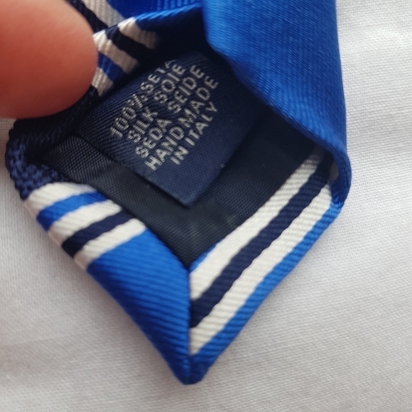 Talbots Men's Striped Silk Tie - Picture 4 of 7